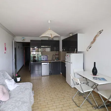 Rez-de-chaussee Pour 6 Pers, Terrasse, Proche - Fr-1-307-286 Le Grau-du-Roi